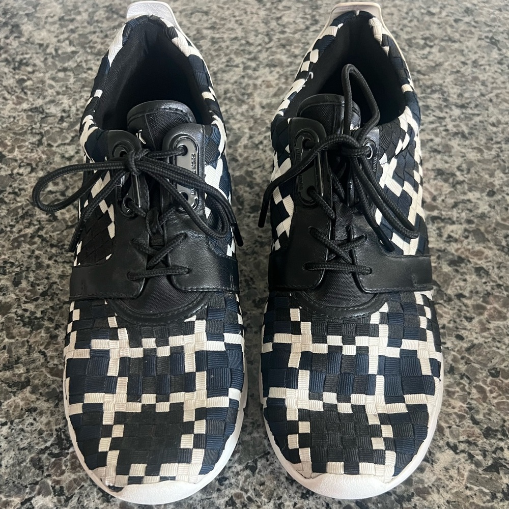AUTHENTIC Michael Kors Adorable Shoes.